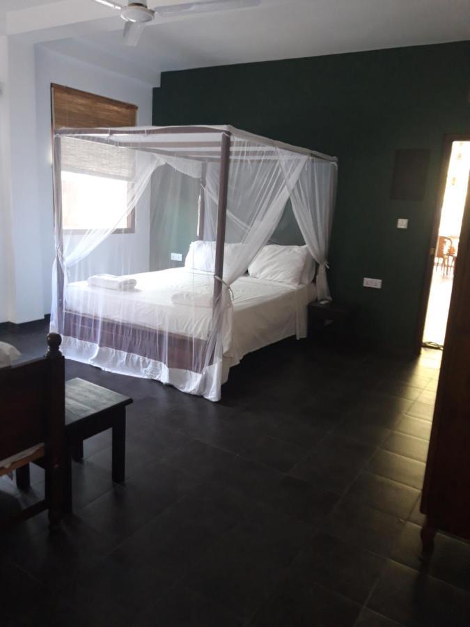 Sunil Garden Guesthouse Unawatuna Dış mekan fotoğraf